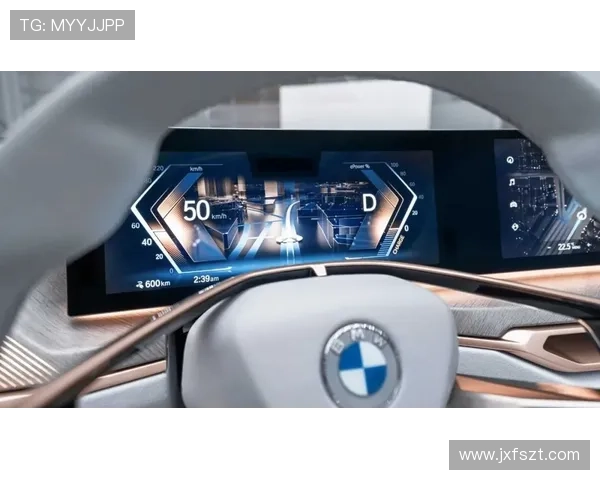 #宝马为什么即使在最新的iD8系统上，仍然保留了U盘更...