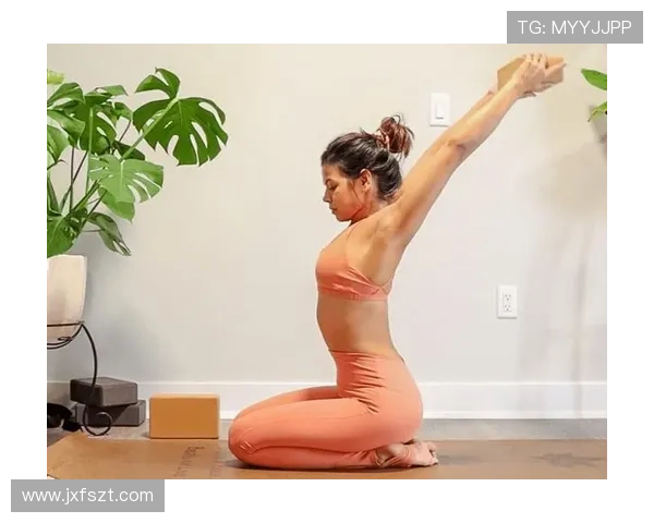 1 套瑜伽美背序列，消除背部赘肉，还你性感背沟